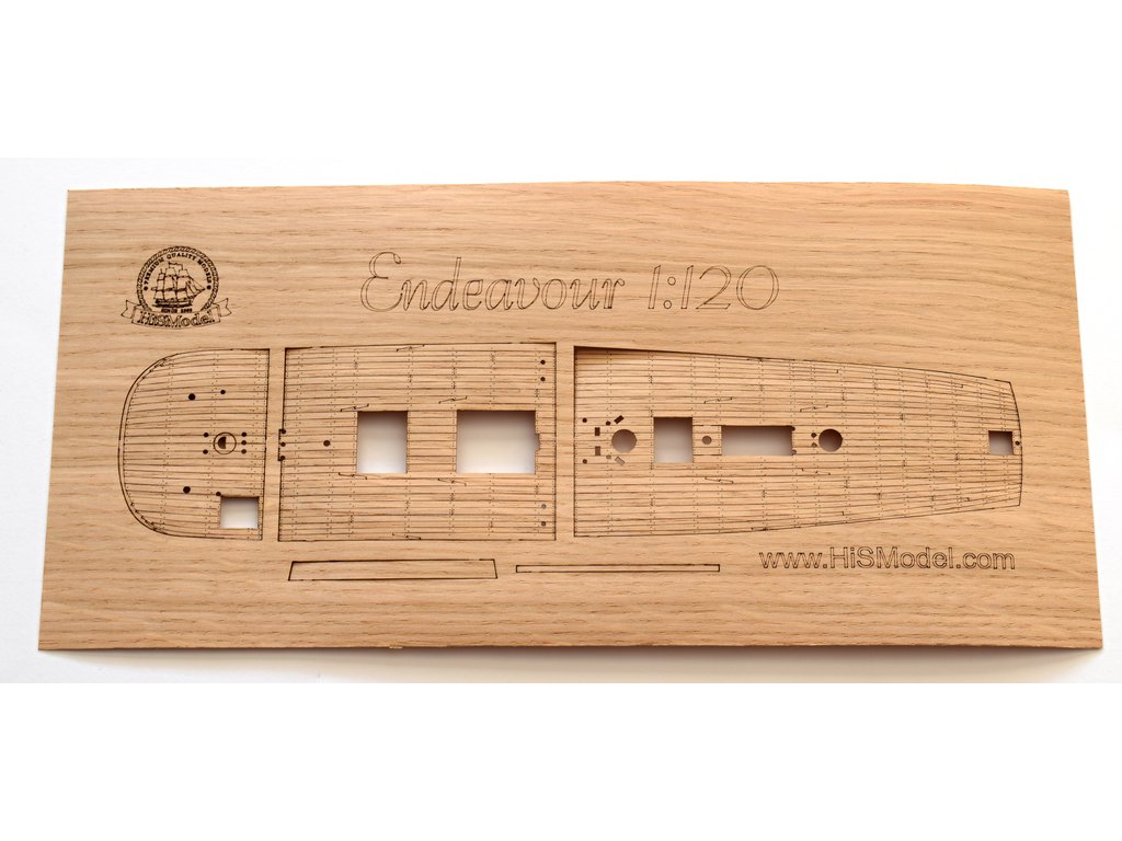 Endeavour - dřevěná paluba dubová